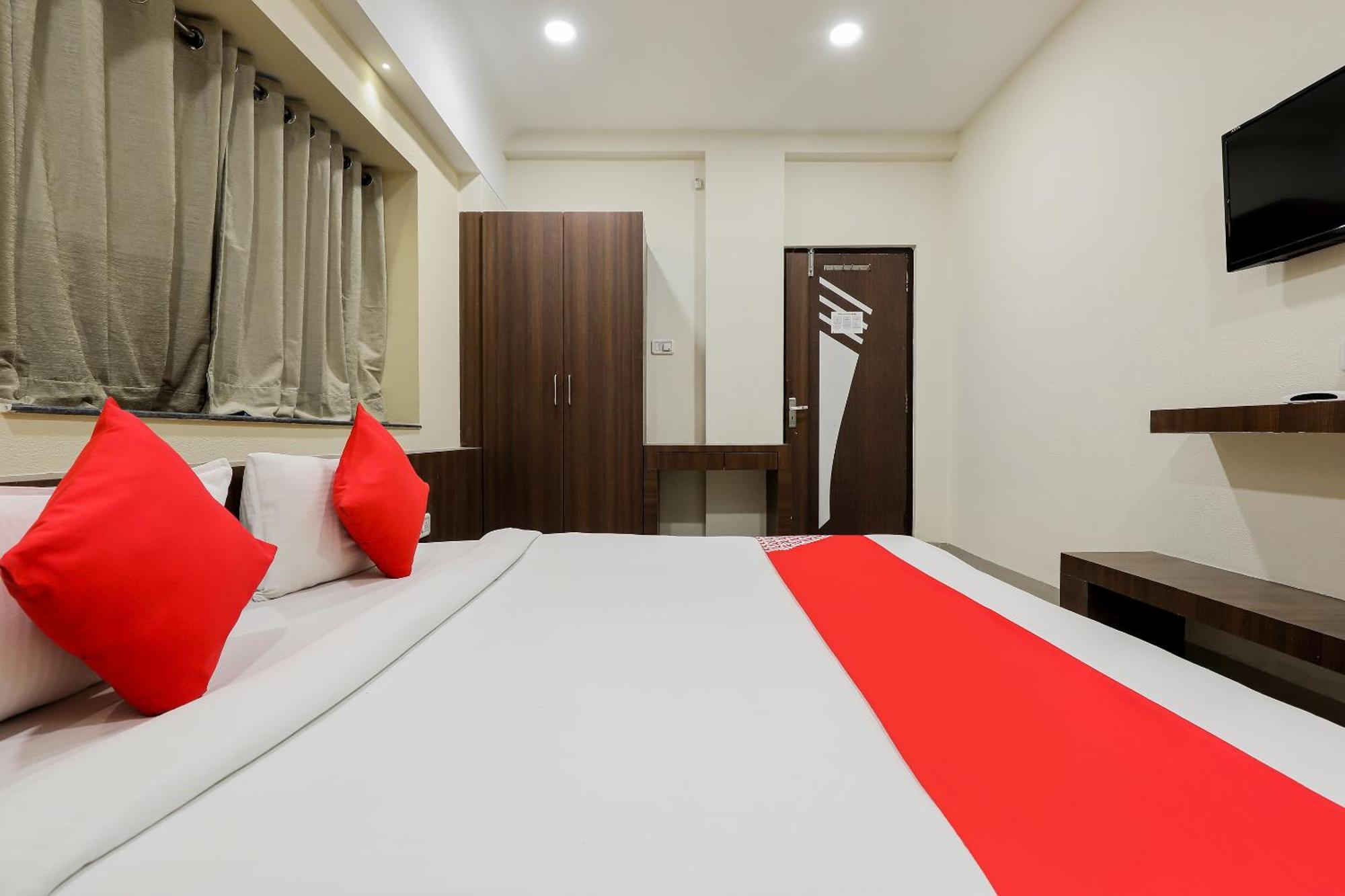 Oyo Hotel Relax 인도르 외부 사진