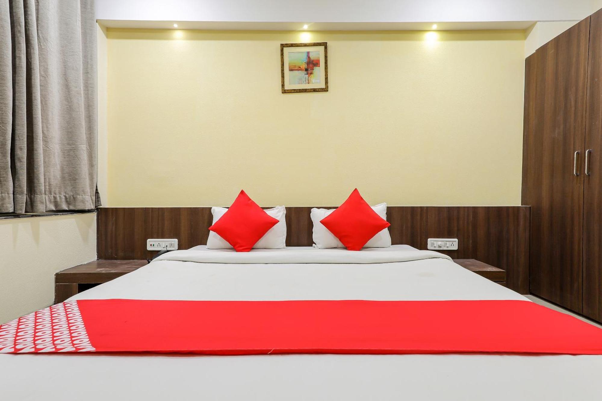 Oyo Hotel Relax 인도르 외부 사진