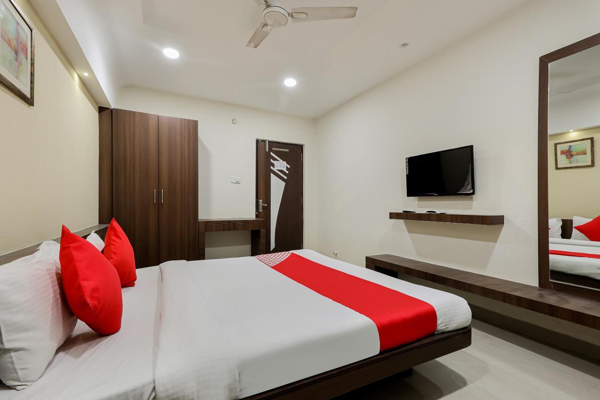 Oyo Hotel Relax 인도르 외부 사진