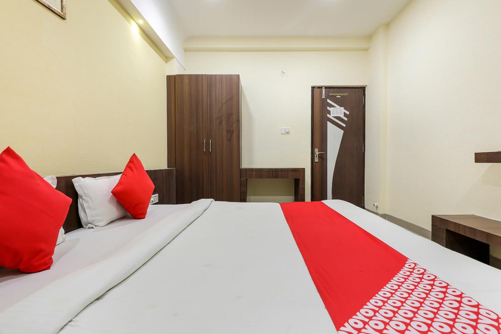 Oyo Hotel Relax 인도르 외부 사진
